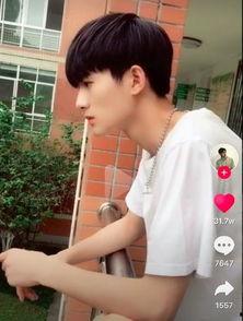 抖音被吃瓜的男网红是谁,揭秘网络红人的争议瞬间”